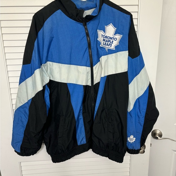 Vintage licensed NHL Toronto Maple Leafs jacket - Picture 2 of 3
